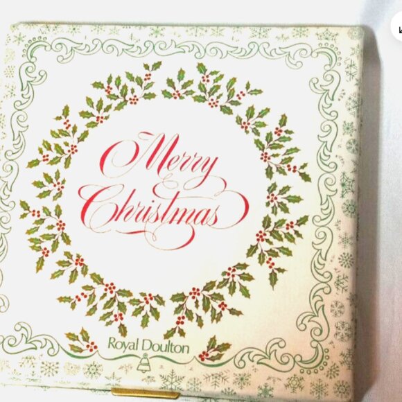 Royal Doulton 1977 Christmas Holiday Plate “Skaters” – Vintage 1st Edition w Box - Picture 2 of 3